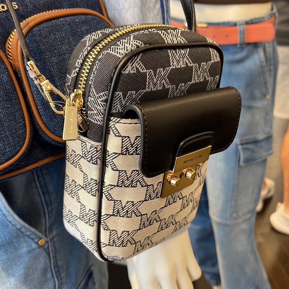 Michael Kors Sloan Editor Small Phone Logo Jacquard Crossbody
Black Multi - Picture 11 of 16